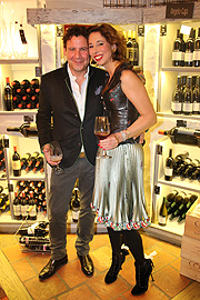 Lola Paltinger mit Freund Andi Meister @ "Connections PR X-Mas Cocktail 2016" (©Foto: Martin Schmitz)